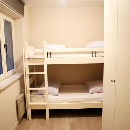 In With Stunning Sea Views, Cleaning Included 니우포르트